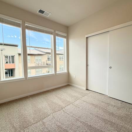 $2,549 / 4br - 1733ft2 - $2,000 Move-In Bonus | New 4 BD | Utilities Incl. | Attached Garage (Park Hill)63973501161730124