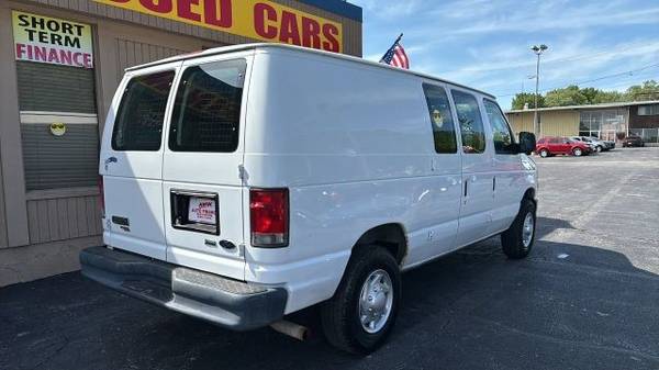 2014 Ford Econoline - Photo 6