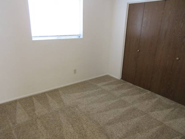$1,000 / 2br - 2 Bed 1 Bath Apartment!! (Cedar City)63932588341122124