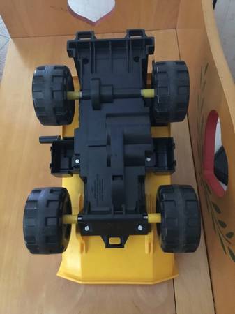 Vintage “Husky Helper” Tow and Dump Trucks - $45 (san mateo)63471320033539124
