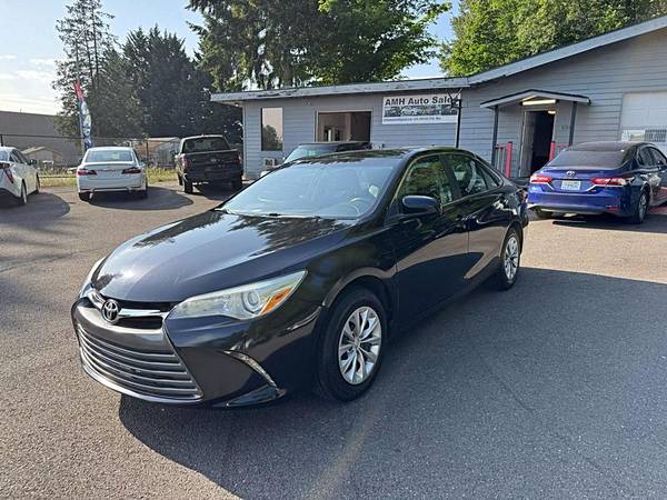 2016 Toyota Camry LE Sedan 4D - $13700.0063623493821185120