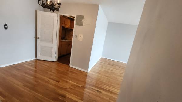 $245,000 / 1br - 776ft2 - Spacious 1BR Coop Next to Queens Mall (Elmhurst)63816653723011124