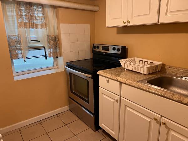 $1,750 / 2br - 2BR – Apartamento amueblado, baño privado, servicios incluidos (Mt. Vernon, NY)63854287700355122