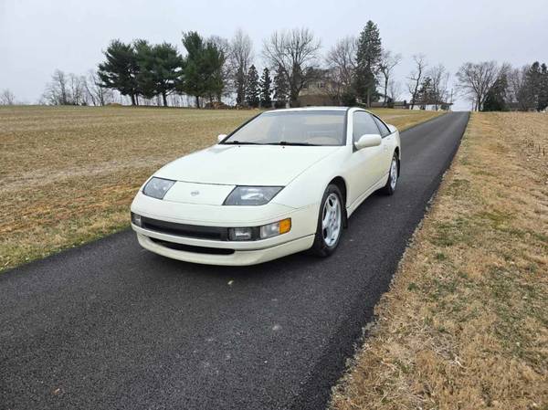 1994 Nissan 300zx hatchback - $12,900 (York)63435754077825121