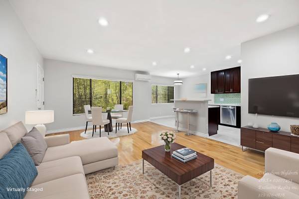 $3,295 / 2br - 1000ft2 - ✨ Stylish 2BR Hollywood Hills Retreat with City Convenience✨ (Beachwood Canyon)63953078611843120