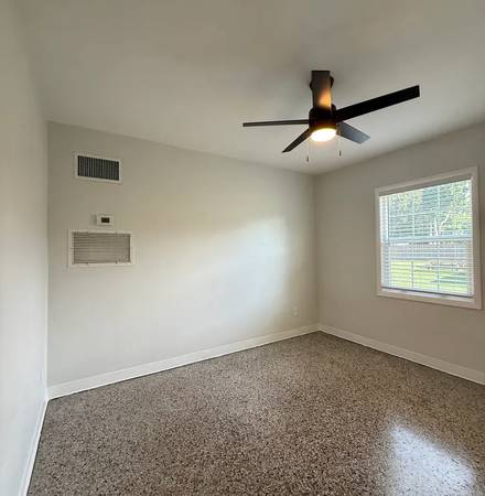 $1,600 / 2br - *+*Apartamento actualizado de 2 habitaciones y 1 baño ubicado en Vero Beach*+* (Vero Beach)63799684536065121