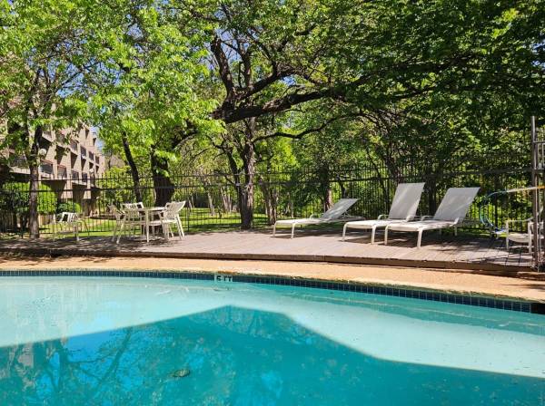 $1,199 / 1br - 687ft2 - Chimenea, Garaje, Patio/Balcón (7610 Skillman St, Dallas, TX)63796476796035120