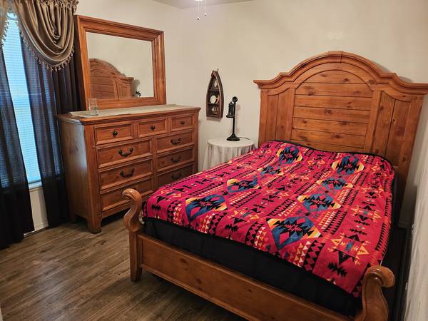 Room 4 rent guys... 1