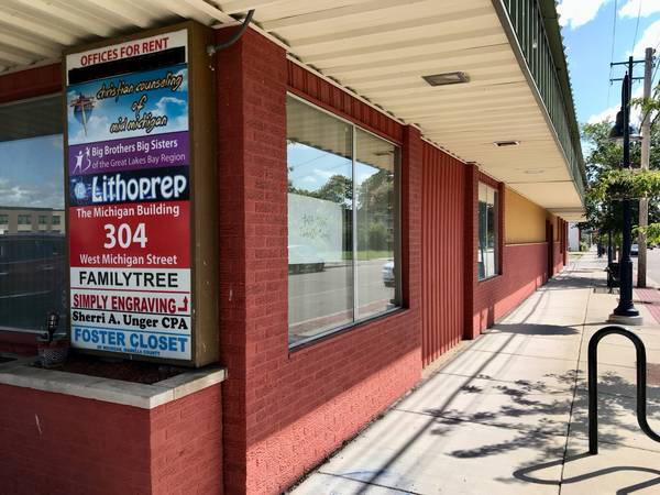 $500 / 399ft2 - THIS IS A GROSS LEASE (Mt Pleasant)63793453715075121