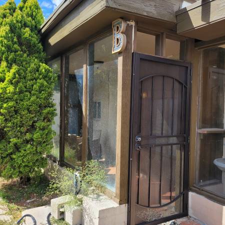 $1,000 / 4br - 500ft2 - Cozy studio in a great location (Prince and Tucson Blvd)63674964135939121