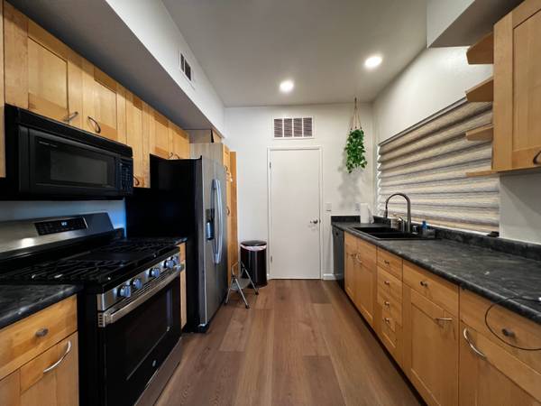 $3000.00 / 2br - 1334ft2 - Bright & Airy Condo in Bay Pointe, Hercules63667975682947124