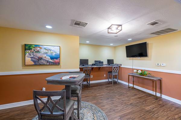 $699 / 1br - 655ft2 - 1 BD (3400 Shady Hill Dr, Baytown, TX)63924043261059120