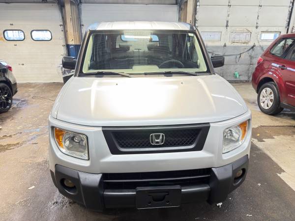 2006 Honda Element EX-P AWD Very Rare Find 105K No Rust Anywhere! 1