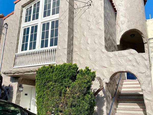 $2,535 / 3br - 1829ft2 - ***Beautiful Home in Sunset | 3 Bedrooms, Bonus Room, Deck & More*** (1707 23rd Ave, San Francisco, CA)64055520798594120