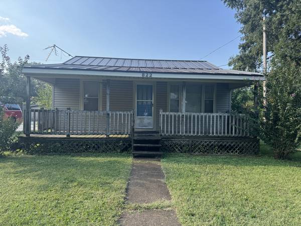 $1000.00 / 2br - 850ft2 - 822 Ford ave A63910319856899122