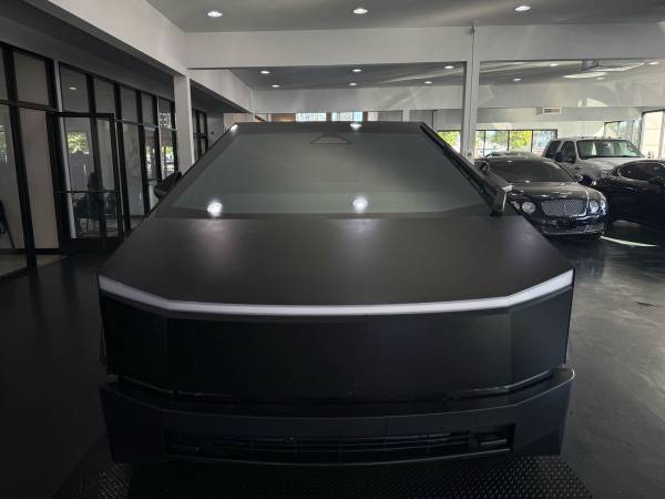 Cybertruck Tesla 2024, camioneta tracción en las cuatro ruedas, 4D, 6 pies, eléctrico dual AC - $69995.0063622987108611122