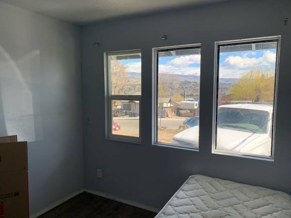 $560 / 5br - 82ft2 - Habitación tranquila en el centro (Wenatchee)63654681673601120
