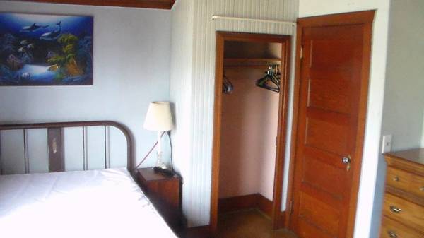 $700 / 300ft2 - Nice Cozy Room in Downtown Renton/ Prefer Female Roommate (North Renton)63885127881731120