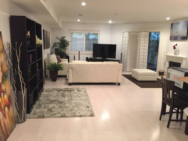 $790 $1.3 Million Luxurious Furnished Shared Condo (Brentwood)63818753445761121