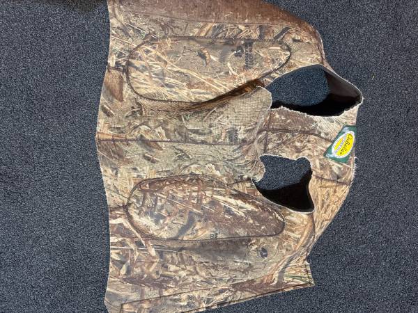 Cabelas floation dog vest 1