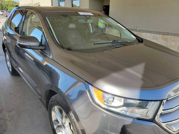 2017 Ford Edge Titanium 1