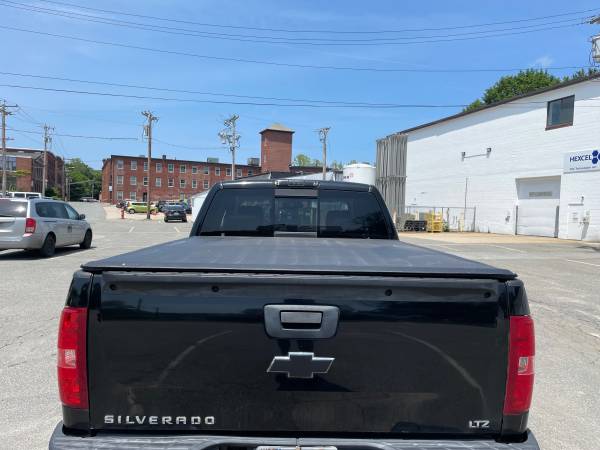 2008 Chevy Silverado - $8,500 (Amesbury)63615253105923122