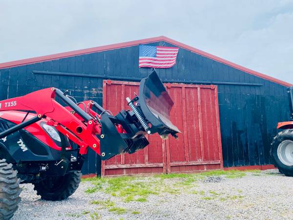 7’ Adjustable Snow/Scraper Blade for Skid Steer 1