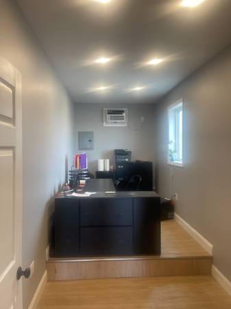 $5,500 ESPACIO DE ESTACIONAMIENTO PARA REMOLQUES/CAMIONES EN ALQUILER (Filadelfia)63171813679745124