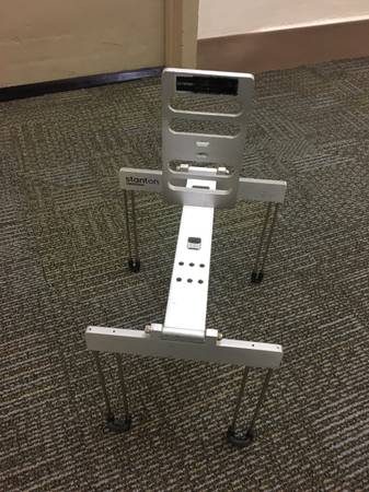 Soporte para portátil Stanton Uber - $35 (Westerly, R.I.)63438761227011122