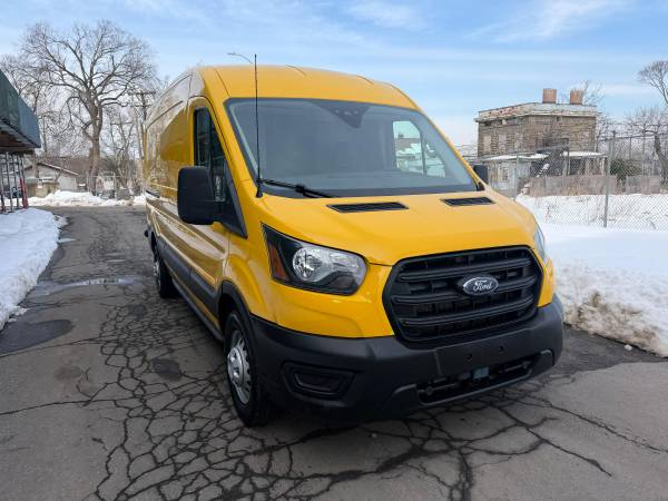 2020 Ford Transit 250 Medium