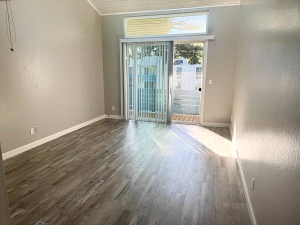$1,725 / 1br - 750ft2 - Un Rincón de Paraíso – ¡Acogedor, Conveniente y Encantador! (Greenhaven Pocket)63900438555266123