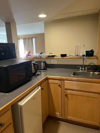 $800 / 1br - fairfax($800) - walkout basement(included utilities, internet)64040363321985121