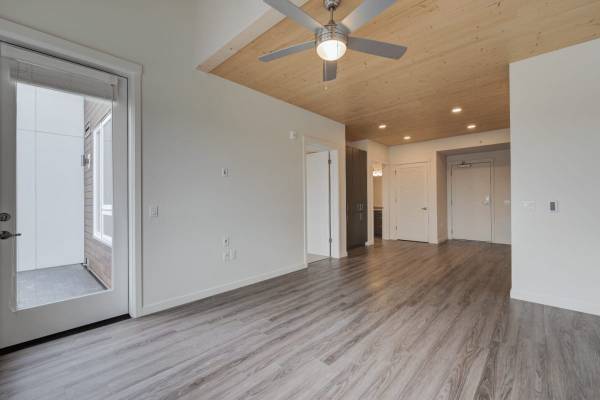 $1,925 / 2br - Fall Specials at The Quarry (Hillsboro)63831464493313120
