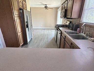 $1,280 / 3br - 1366ft2 - Bonita casa familiar de 3 habitaciones, 2.5 baños en un barrio tranquilo! (Lansing)63620298243843122
