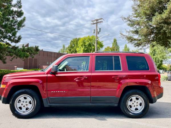 2012 Jeep Patriot Sport SUV 4D - $3,000 (Kent)63438378223233123