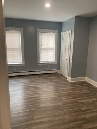 $1650.00 / 2br - 950ft2 - Beautiful 2 Bed, Historic District Apartment63762914102017122