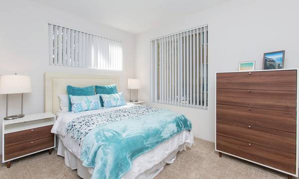 $4,640 / 2br - 1035ft2 - In-Unit Laundry, Pool & Spa, Near the beach (santa cruz)63668012075651124