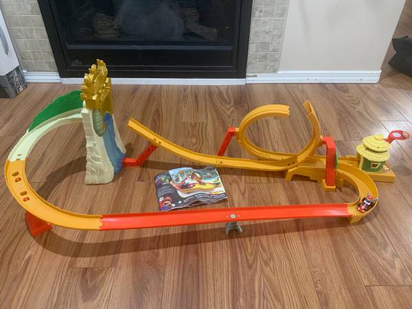 Hot wheels Mario 1