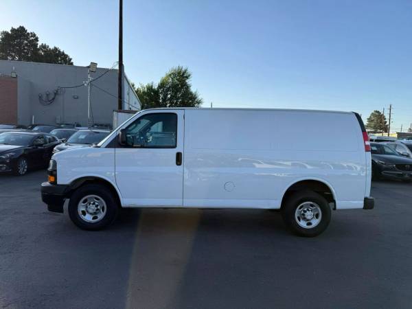 Furgón Chevrolet Express 2500 de carga 2018, furgón Chevy 3D - $19,900 (King Auto)63612118097539121