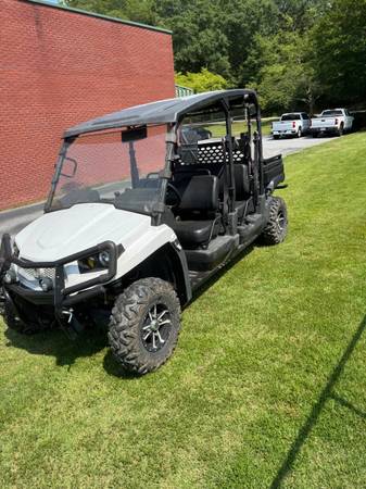 2012 john deere xuv550 4x4 gator!! - $6,800 (Loganville)63470457449345120