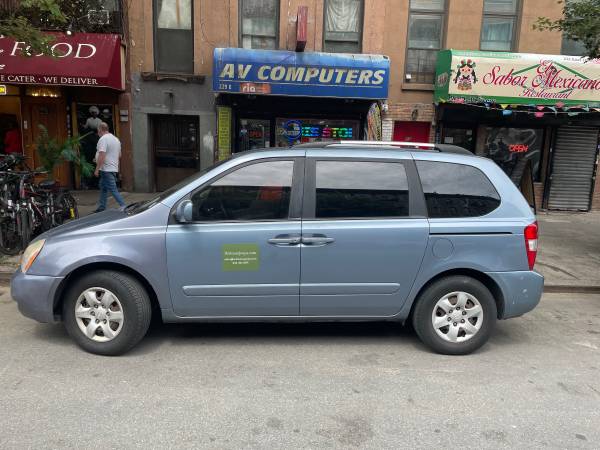 2010 Kia Sedona - $2,995 (Co op City)63654717171459120