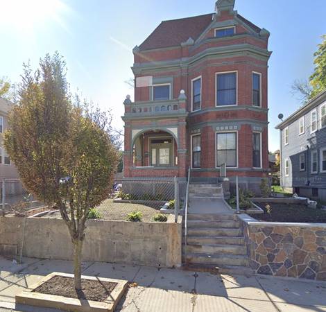 $2,800 / 2br - Beautiful 2 Bedroom Apartment (Roxbury)63863136068481120