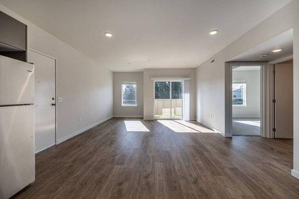 $1,910 / 2br - 912ft2 - Private Patios, Microwave, Full Size Washer/Dryer (Wenatchee)63780512531331120