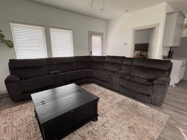 Reclining Sectional Sofa - Rooms To Go $1,300 OBO 1