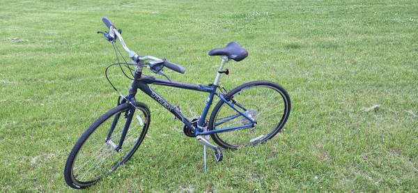 Trek 7300 FX Hybrid Bike Smooth Comfortable Ride - Great condition - bicycles - by owner - bike sale - craigslist Trek 7300 FX Hybrid Bike Smooth Comfortable Ride - Great condition - bicycles - by owner - bike sale - craigslist