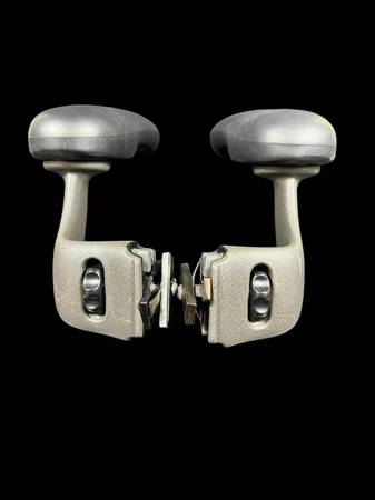Herman Miller Aeron Classic Size C - ARM RESTS [PAIR] (PARTS) - $80 (Union Square)63471463949187124
