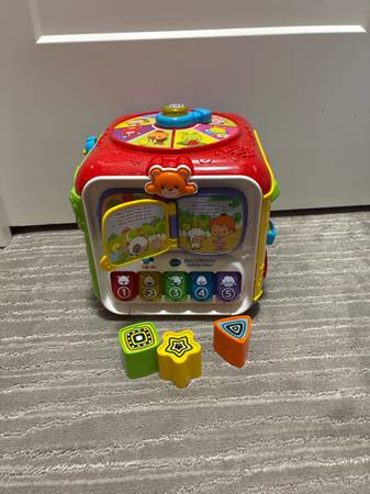Vtech Activity Cube 1