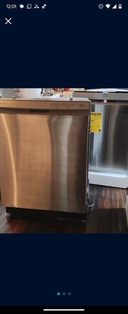 Frigidaire Dishwasher 1 month old 1