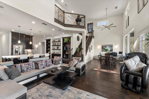 $775,000 / 3br - 2454ft2 - FOR SALE: 1800 Mason Ln!! (Cedar Creek Lake)64305502145409124