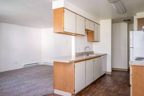 $1,556 / 1br - 725ft2 - Outstanding Hillsboro location! Our views are fantastic! (Hillsboro)63831464899457124